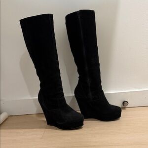 Steve Madden Black Wedge Boots - 8